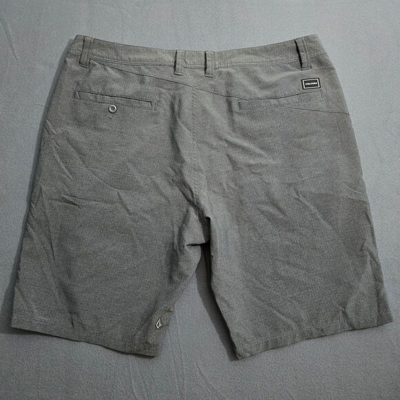 Volcom Men 38 Surf & Turf Gray 2 Way Stretch Flat Front Shorts - Picture 2 of 13